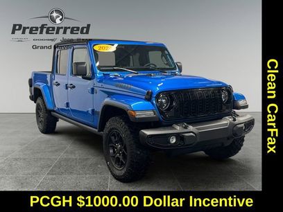 Used 2024 Jeep Gladiator Sport