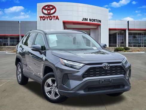 Used 2024 Toyota RAV4 XLE FWD image 1