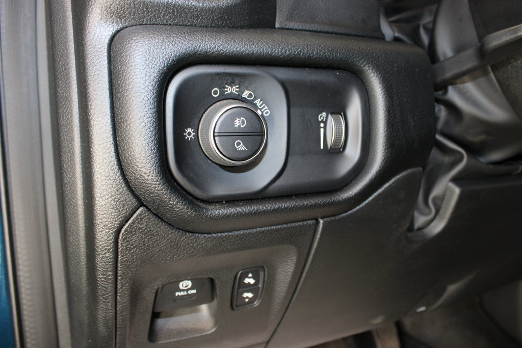 Used 2022 RAM 1500 Big Horn AWD/4WD image 17