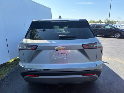 Used 2026 Chevrolet Equinox LT w/ Convenience Package II AWD/4WD image 8