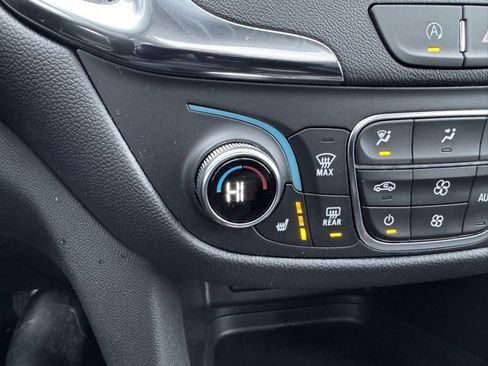 Certified 2023 Chevrolet Equinox LT image 13