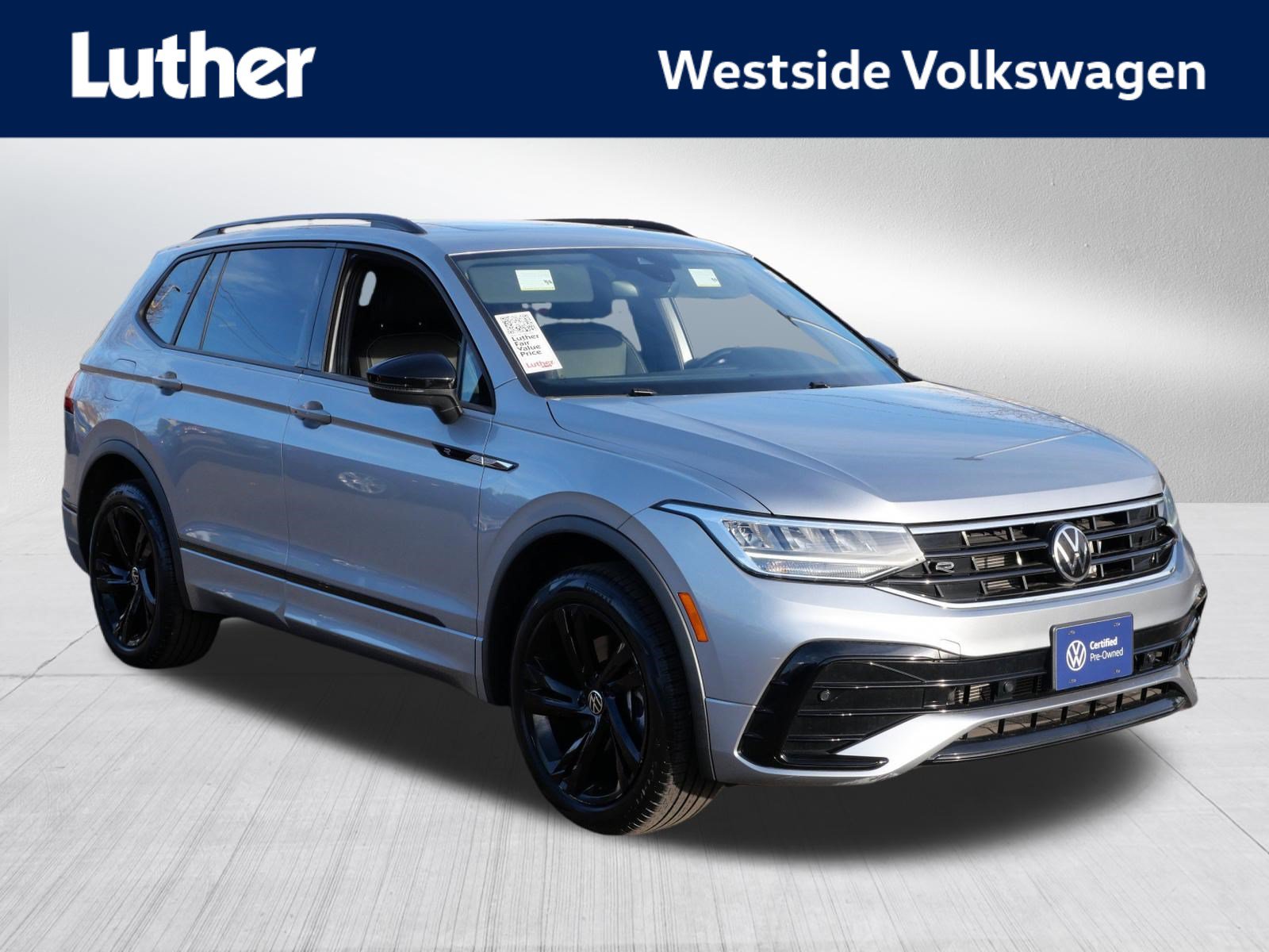 Certified 2023 Volkswagen Tiguan SE R-Line AWD/4WD image 1