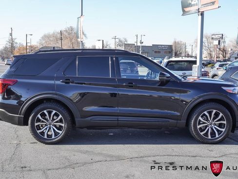 Used 2020 Ford Explorer ST w/ Premium Technology Package image 25