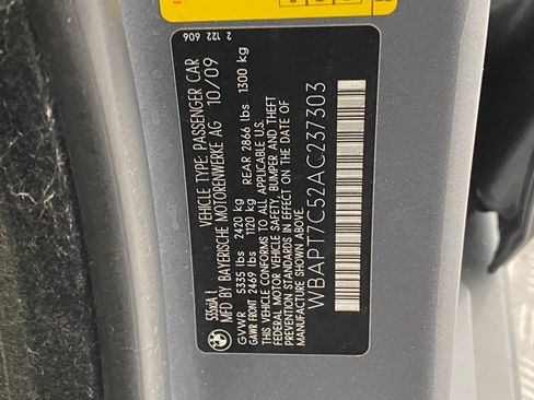 Used 2010 BMW 535i xDrive Wagon image 21