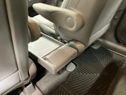 Used 2011 Honda CR-V LX image 11