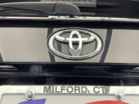 Used 2023 Toyota RAV4 XLE Premium AWD/4WD image 20