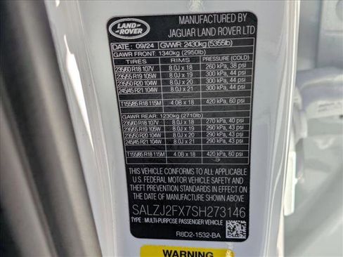 Used 2025 Land Rover Range Rover Evoque S image 27