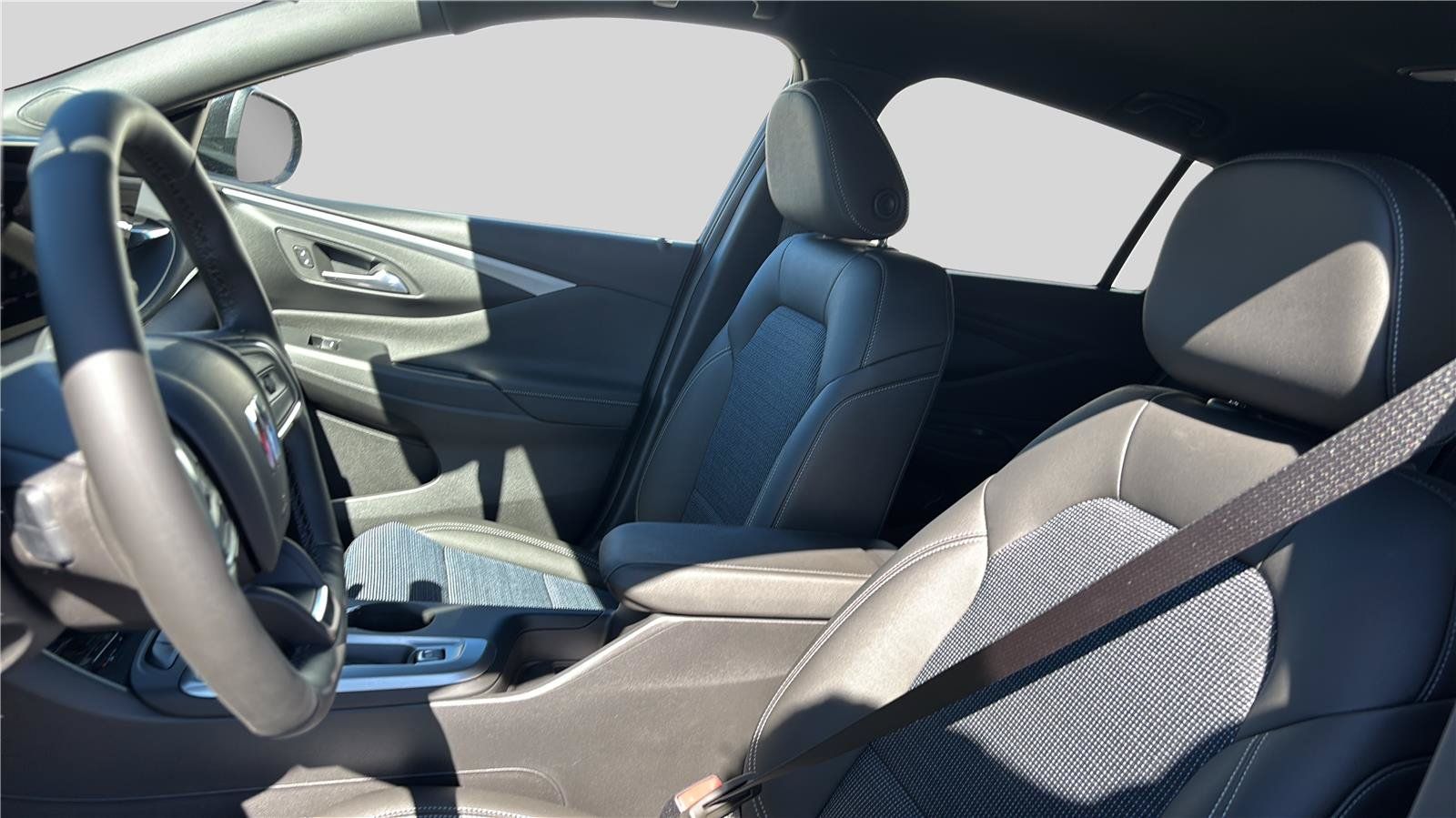 New 2026 Buick Envista Sport Touring w/ Convenience I Package FWD image 15