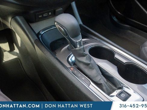 Used 2024 Chevrolet Malibu LT image 10