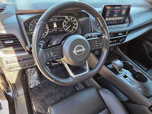 Used 2023 Nissan Rogue SV w/ SV Premium B Package image 10