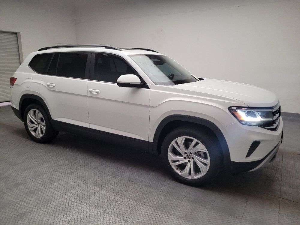 Used 2023 Volkswagen Atlas SE w/ Panoramic Sunroof Package FWD image 11