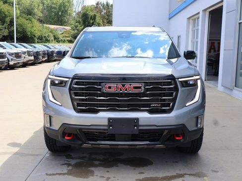 New 2026 GMC Acadia AT4 w/ LPO, Floor Liner Package AWD/4WD image 5