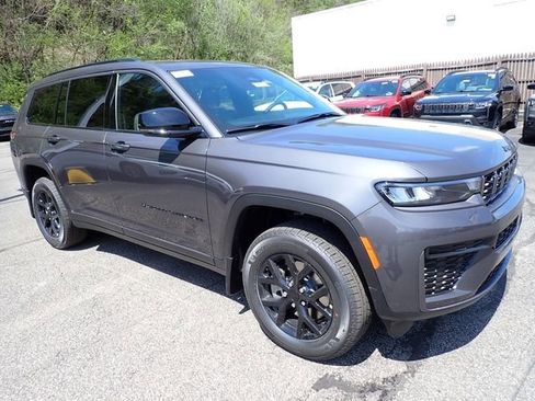 New 2026 Jeep Grand Cherokee L 4WD image 9