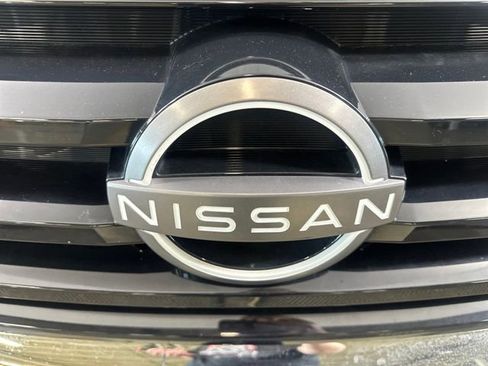 Used 2022 Nissan Pathfinder S AWD/4WD image 9