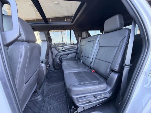 Used 2022 Chevrolet Tahoe LT w/ Luxury Package image 34