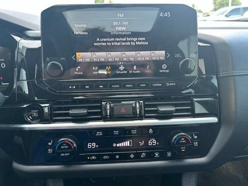 Used 2025 Nissan Pathfinder Platinum w/ Cargo Package AWD/4WD image 33