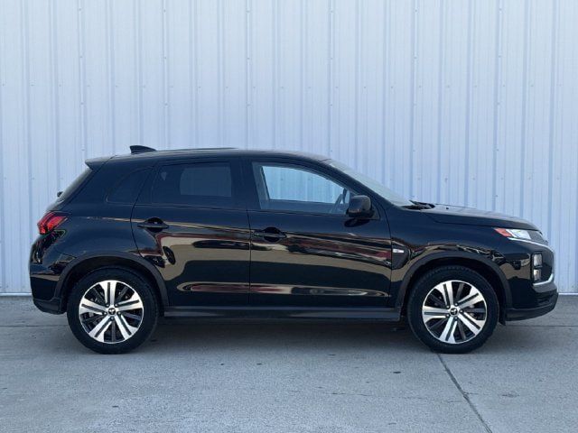Used 2024 Mitsubishi Outlander Sport ES AWD/4WD image 3