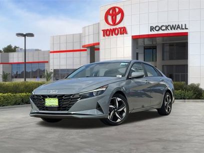 Used 2023 Hyundai Elantra SEL w/ Convenience Package