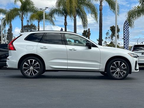 Certified 2025 Volvo XC60 B5 Plus AWD/4WD image 6