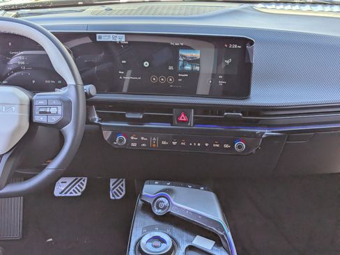 New 2025 Kia EV6 GT-Line image 14