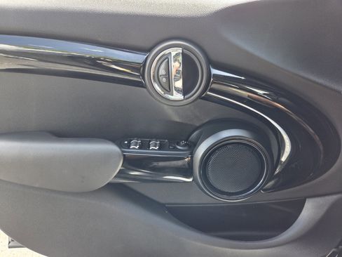 Used 2021 MINI Cooper S w/ 6.5" Touchscreen Package FWD image 21