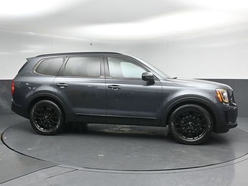 Used 2022 Kia Telluride SX w/ SX Prestige Package AWD/4WD image 4