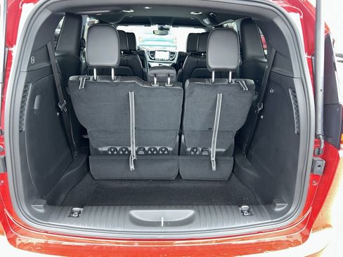 New 2026 Chrysler Pacifica Select image 20