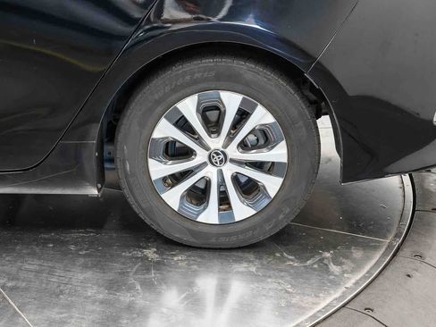 Used 2021 Toyota Prius Prime XLE FWD image 10