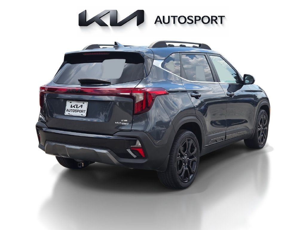 Certified 2025 Kia Seltos X-Line AWD/4WD image 8