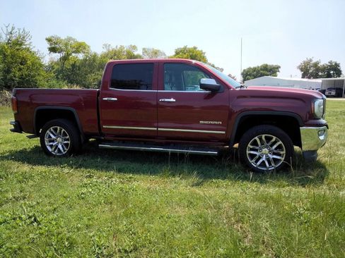 Used 2017 GMC Sierra 1500 SLT w/ SLT Premium Package image 4