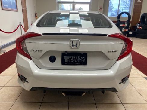 Used 2020 Honda Civic Sport image 6