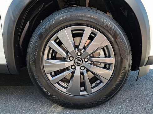 New 2026 Nissan Pathfinder SV AWD/4WD image 4