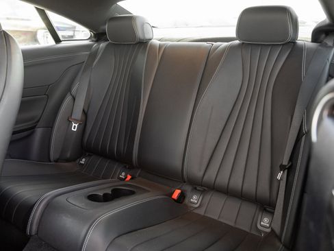 Used 2022 Mercedes-Benz E 450 Coupe image 27