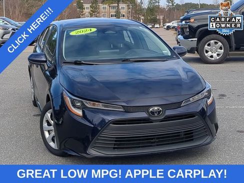 Used 2024 Toyota Corolla LE image 2