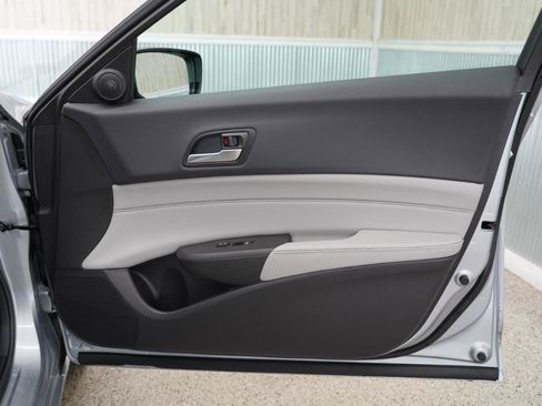 Used 2020 Acura ILX FWD image 32