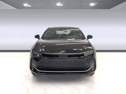 New 2026 Toyota Crown XLE image 5