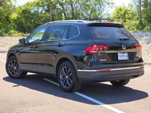 Certified 2024 Volkswagen Tiguan SE AWD/4WD image 23