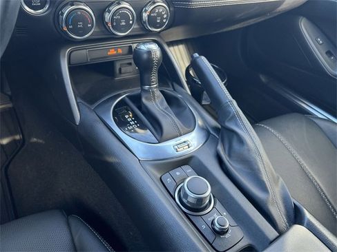 Used 2022 MAZDA MX-5 Miata Grand Touring image 18