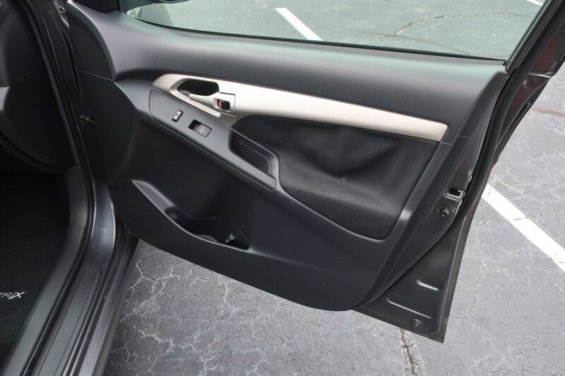 Used 2010 Toyota Matrix w/ PWR Pkg FWD image 21
