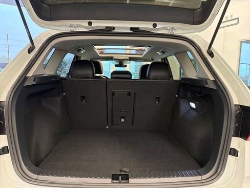 Used 2024 Volkswagen Taos SE image 27