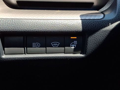 Used 2023 Toyota Prius XLE AWD/4WD image 22