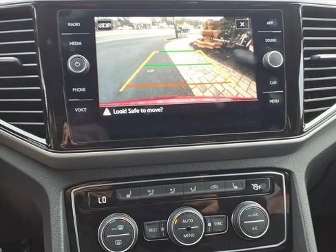 Used 2022 Volkswagen Atlas SE image 34