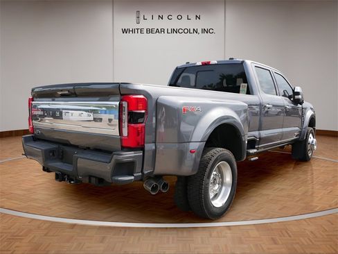 Used 2024 Ford F450 Limited w/ FX4 Off-Road Package image 26