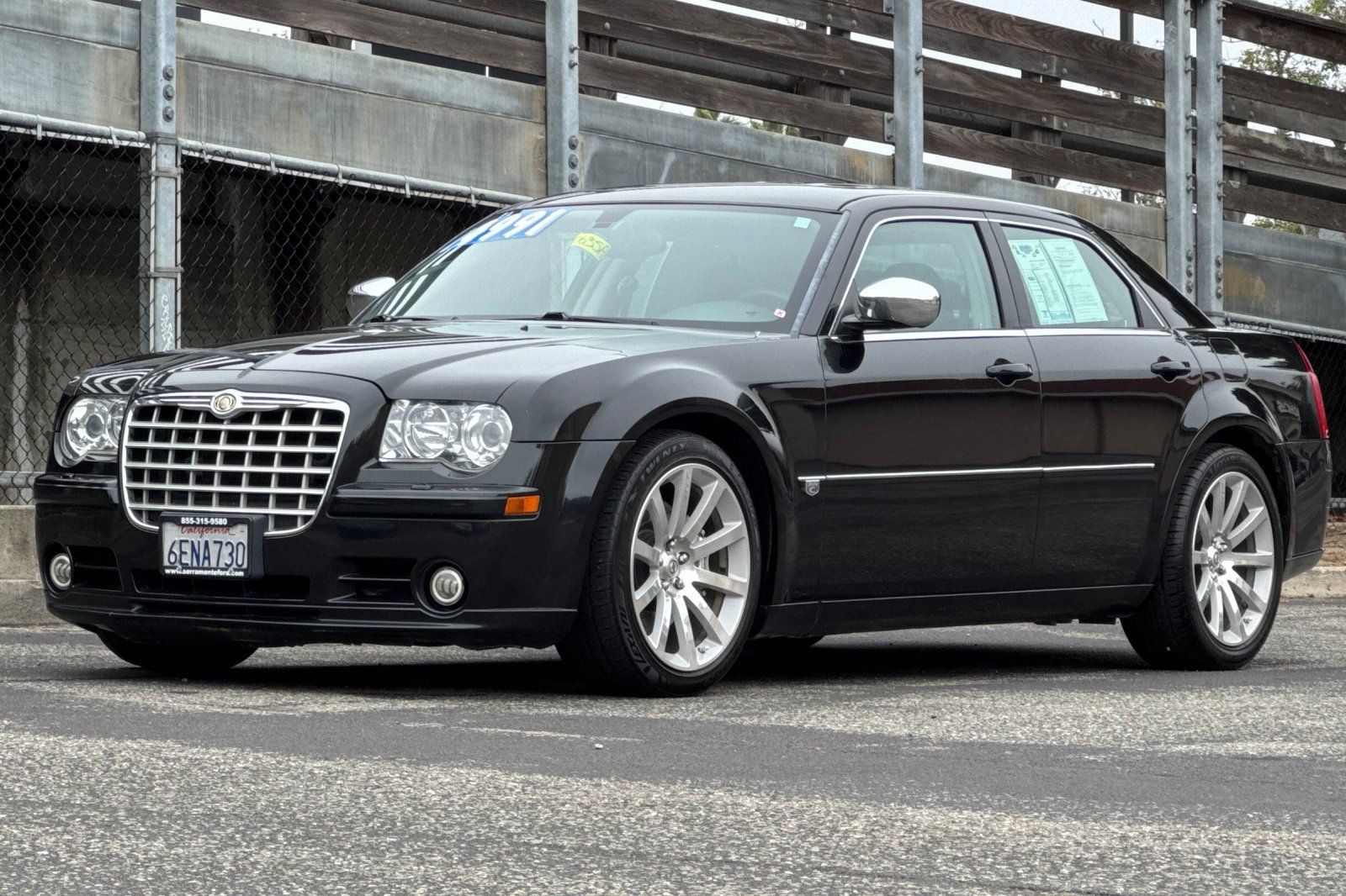 Used 2007 Chrysler 300 SRT8 w/ SRT Option Group II RWD image 10