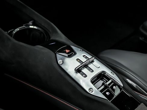 Used 2023 Ferrari SF90 Stradale image 37