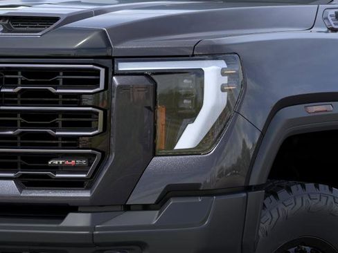 New 2026 GMC Sierra 2500 AT4X image 10