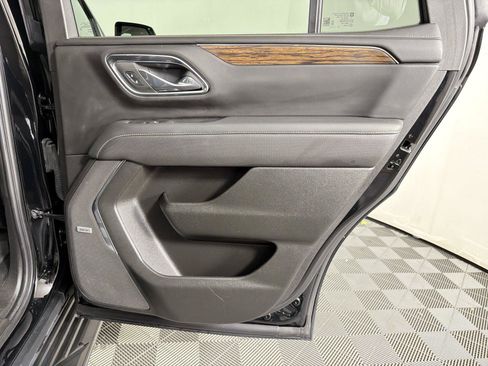 Used 2023 Chevrolet Tahoe Premier w/ Advanced Technology Package AWD/4WD image 21