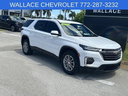 Used 2023 Chevrolet Traverse LT FWD image 5