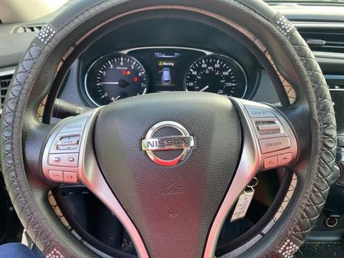 Used 2016 Nissan Rogue S AWD/4WD image 17