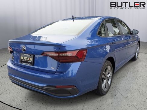 Used 2024 Volkswagen Jetta SE image 6